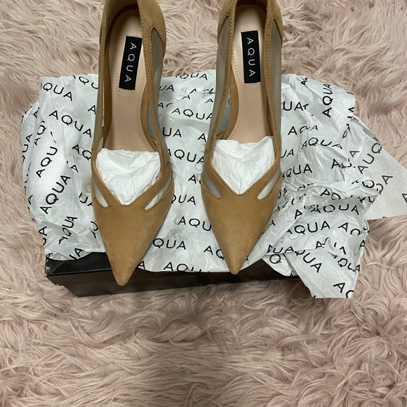 New tan suede Aqua 4” heels with mesh sides - Picture 2 of 5